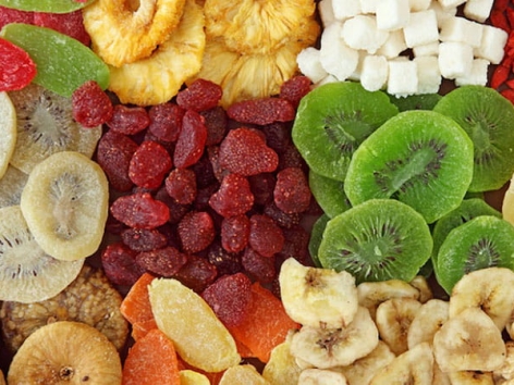 So sánh hàm lượng dinh dưỡng và tác dụng của trái cây khô và tươi